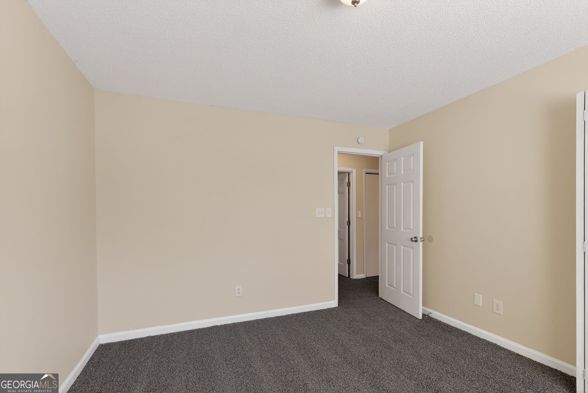 858 Chapman Circle Stone Mountain GA 30088