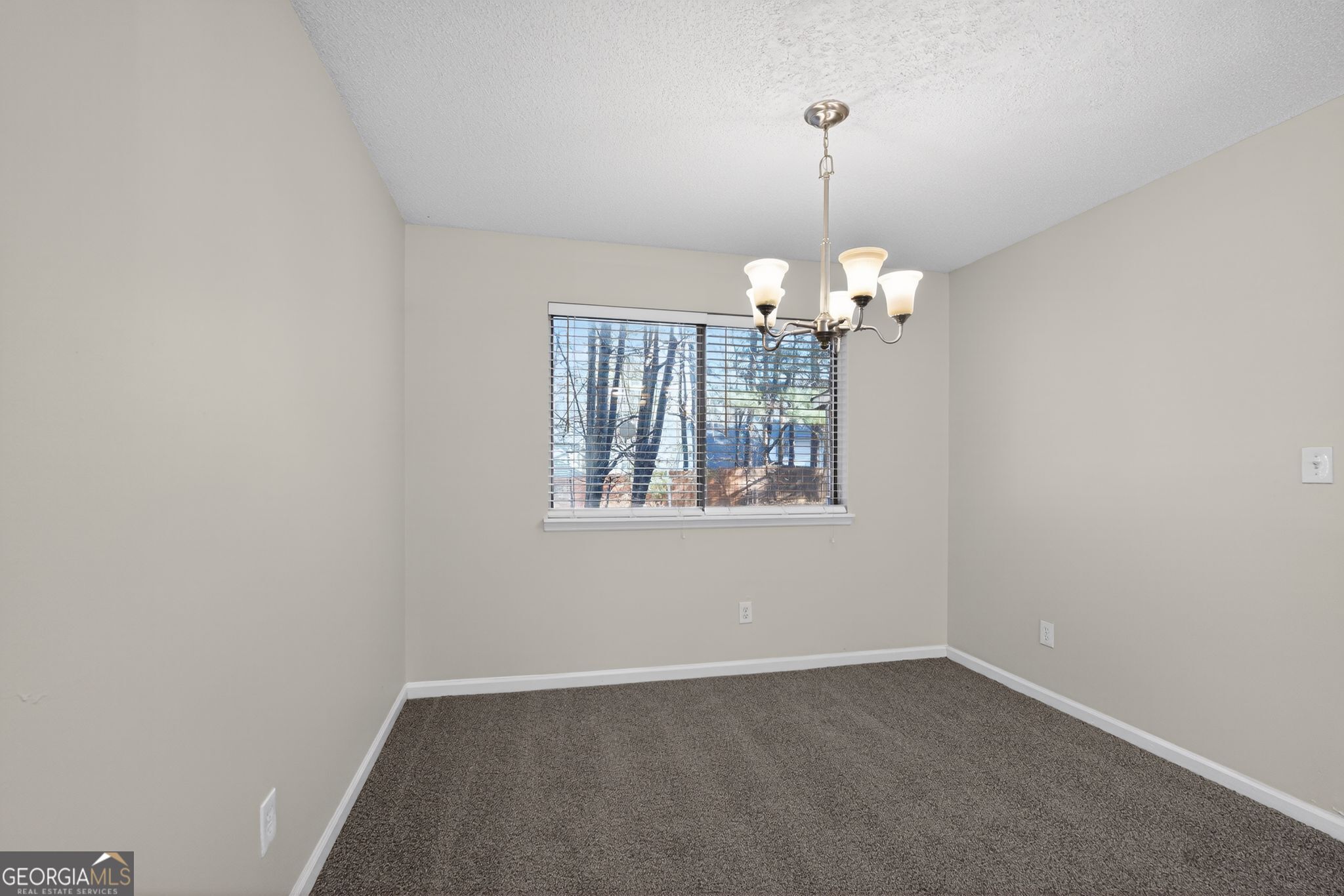 858 Chapman Circle Stone Mountain GA 30088