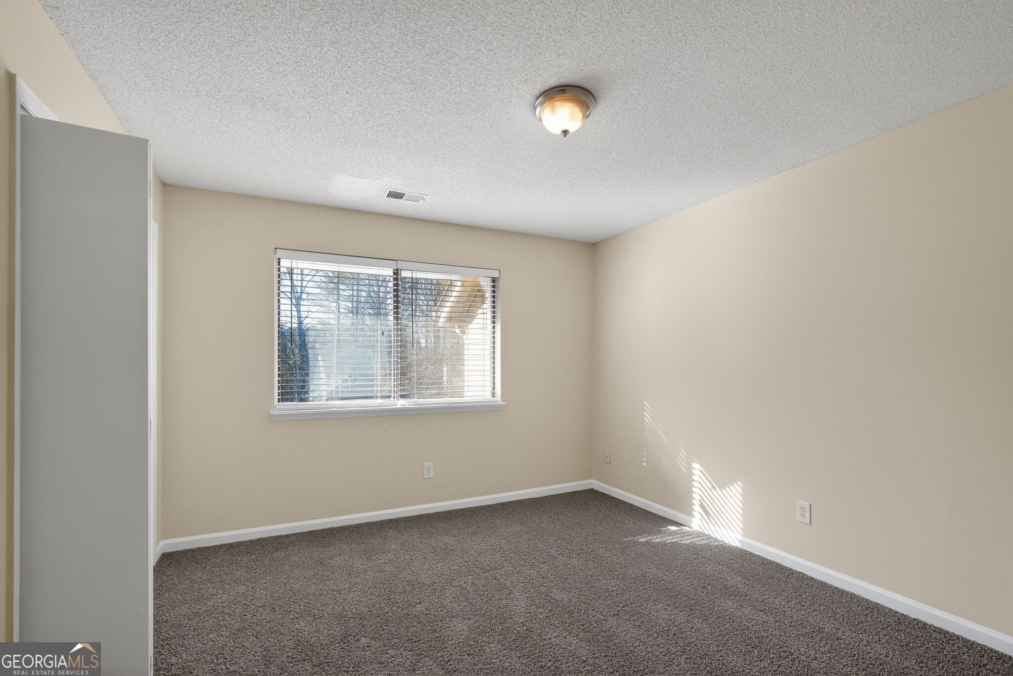 858 Chapman Circle Stone Mountain GA 30088