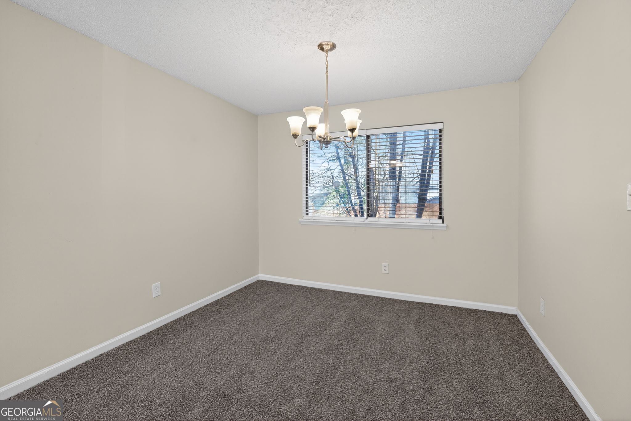 858 Chapman Circle Stone Mountain GA 30088