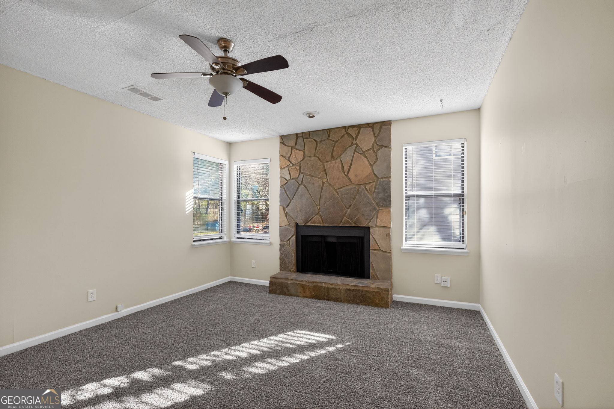 858 Chapman Circle Stone Mountain GA 30088