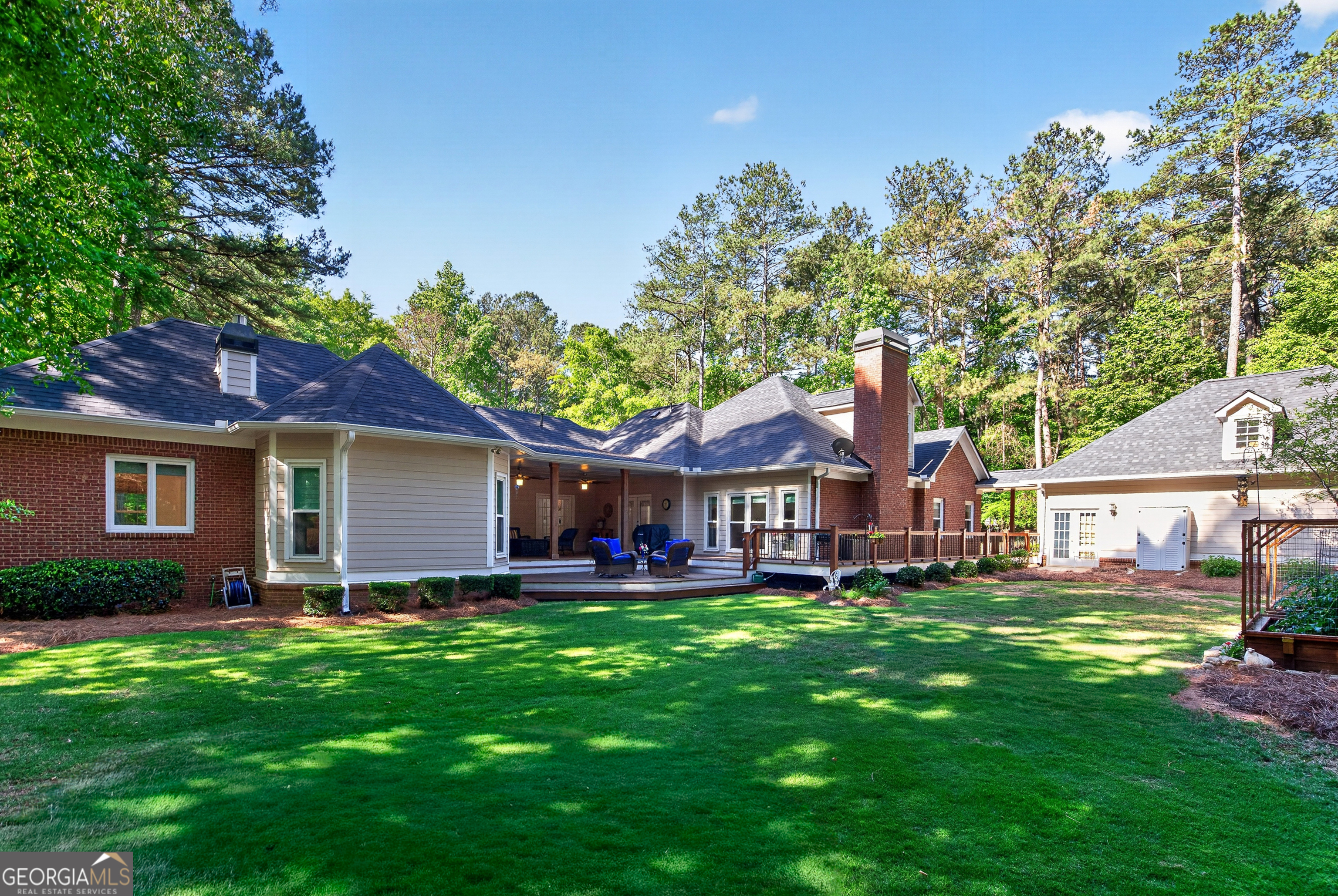 125 County Down Fayetteville GA 30215