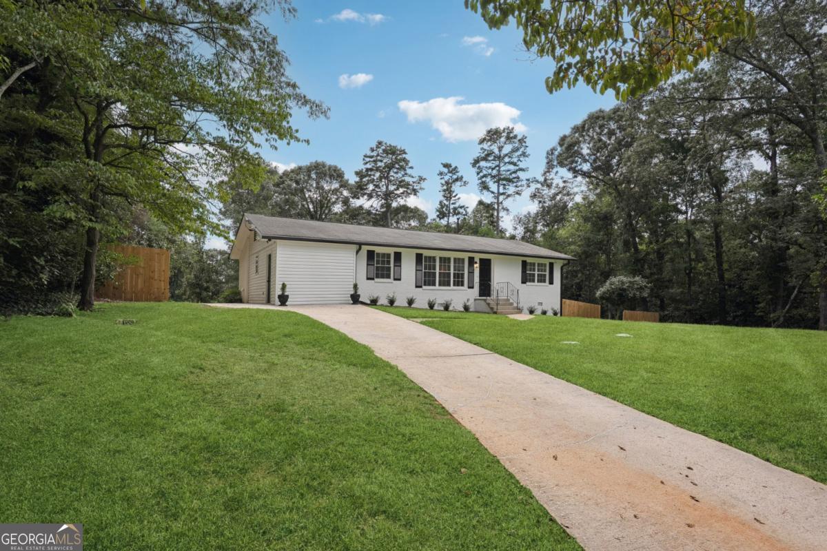 6751 Davidson Court Lithonia GA 30058