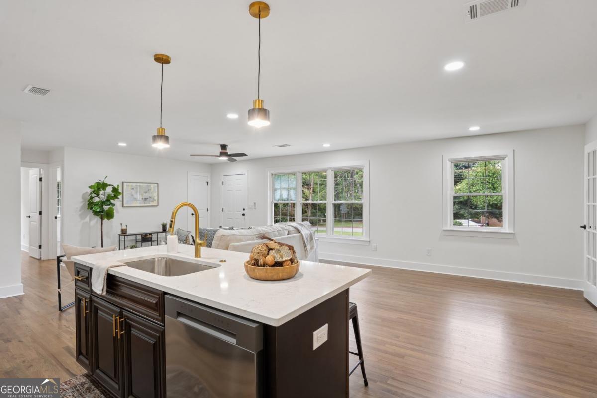 6751 Davidson Court Lithonia GA 30058