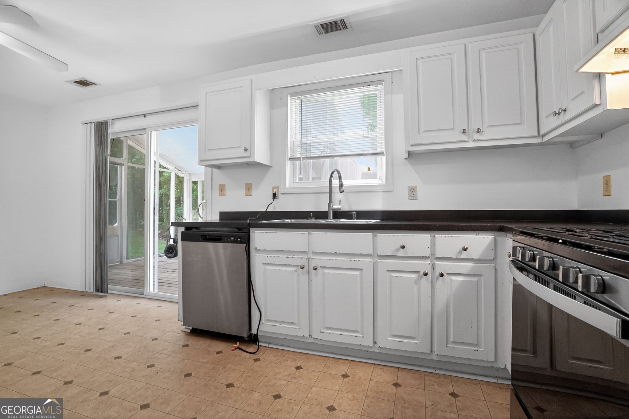 5423 Forest Place Stone Mountain GA 30088
