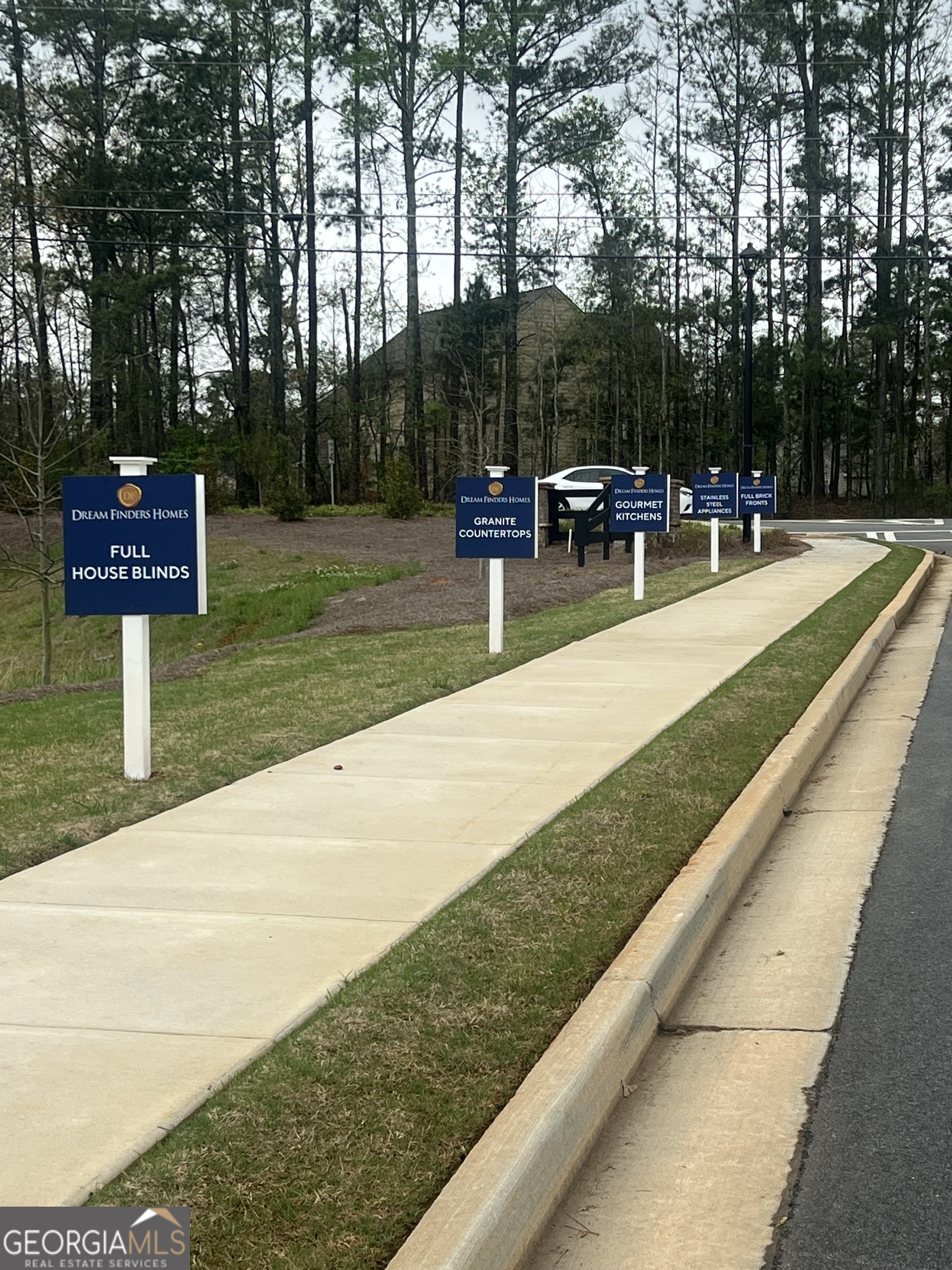 231 Fern Dale Drive Fairburn GA 30213