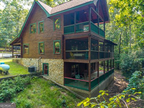 24 Indian Lake Road Mineral Bluff GA 30559