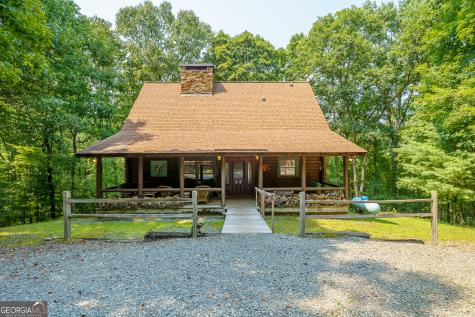 24 Indian Lake Road Mineral Bluff GA 30559