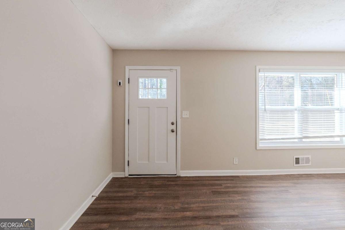 4412 Rustic Wood Drive Stone Mountain GA 30083