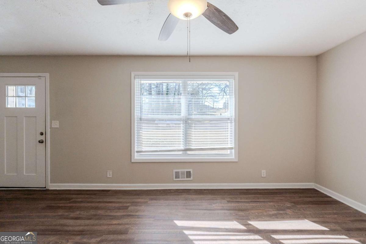 4412 Rustic Wood Drive Stone Mountain GA 30083