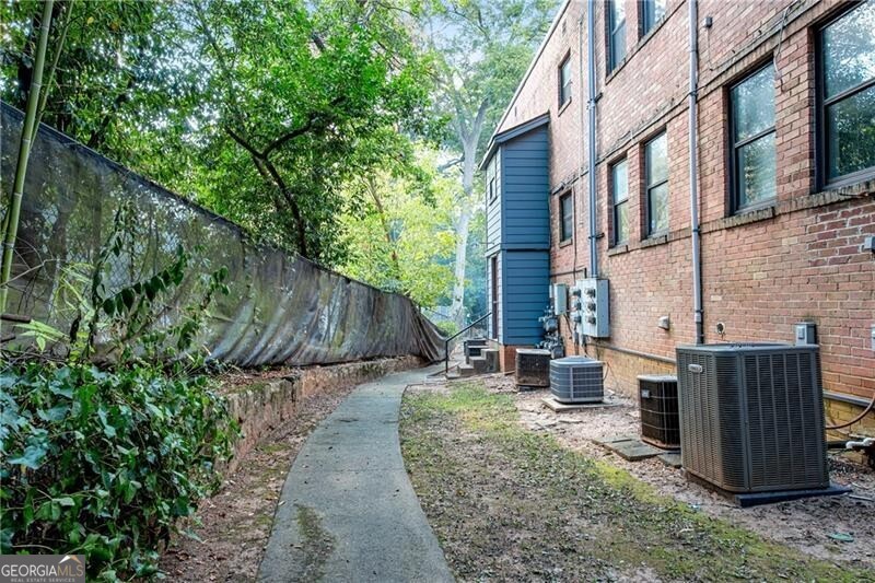 327 3rd Street NE Atlanta GA 30308