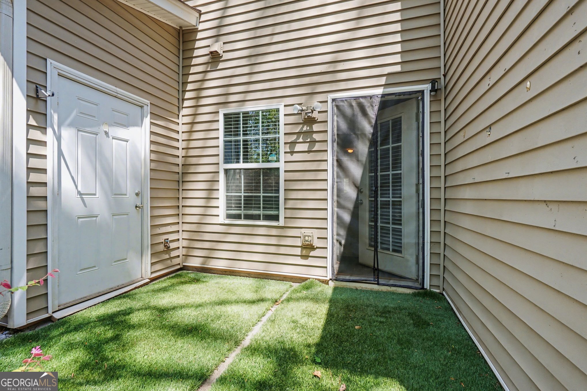 388 Berckman Drive NW Lilburn GA 30047