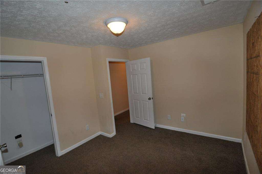 8304 Par Four Way Lithonia GA 30038