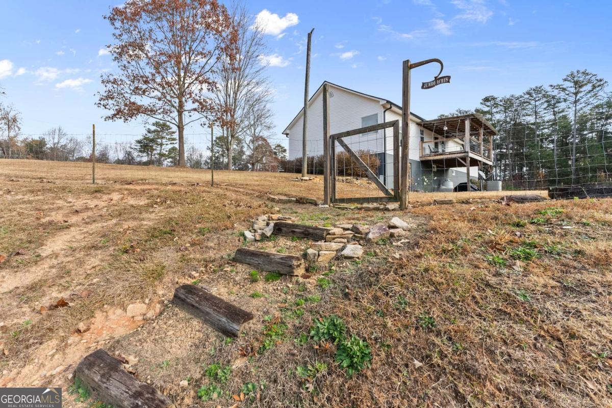 4264 Highway 105 Baldwin GA 30511