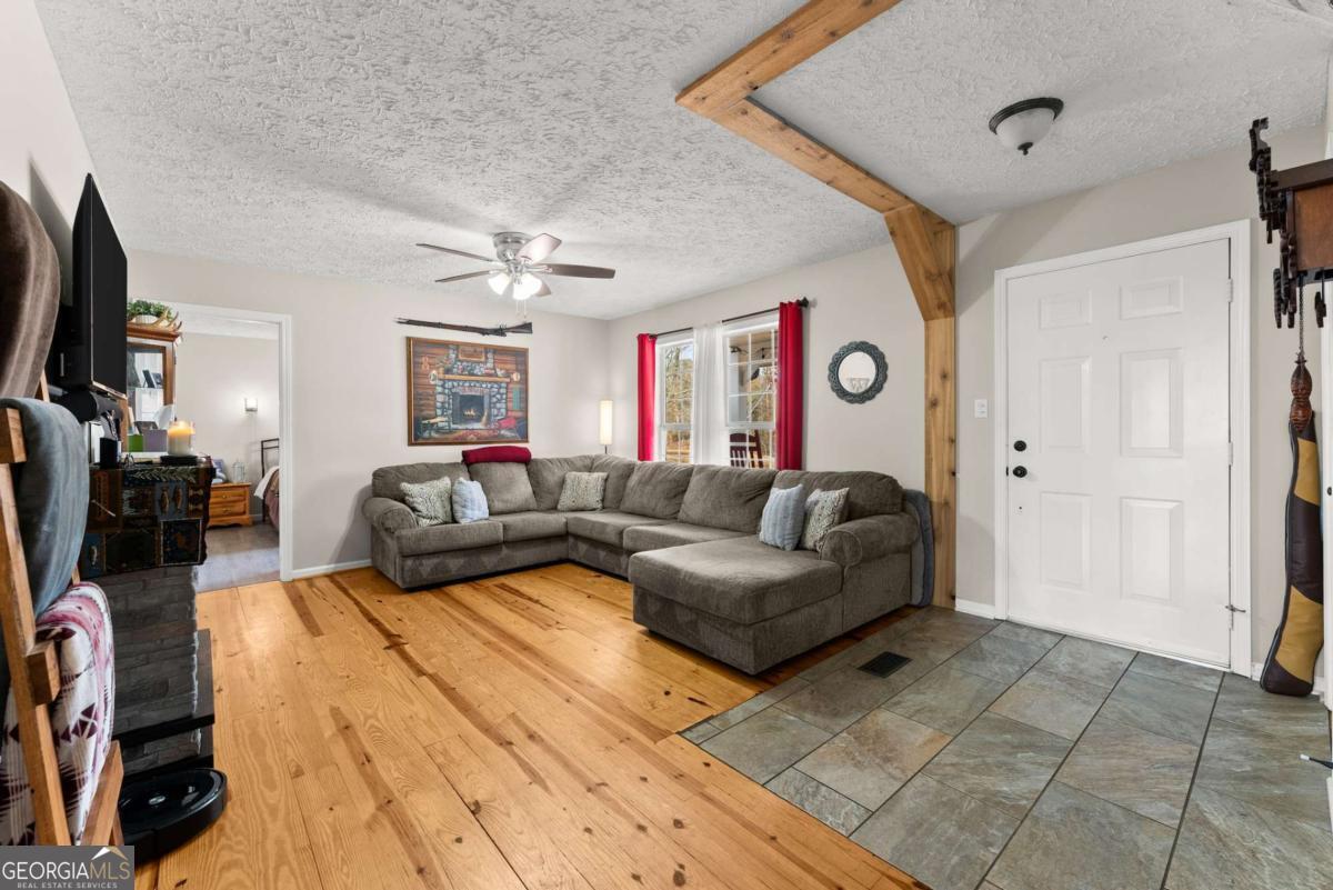 4264 Highway 105 Baldwin GA 30511