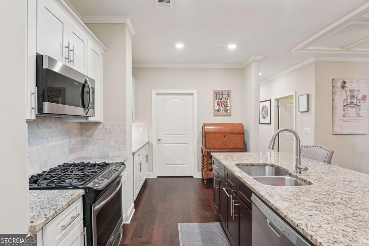 89 Cedarcrest Village Lane Acworth GA 30101