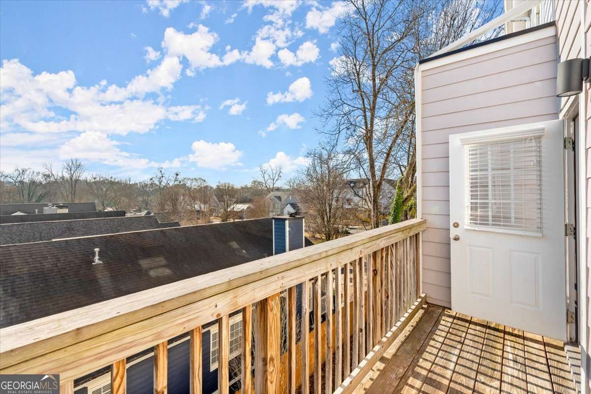 2017 Ocean Drive Atlanta GA 30318