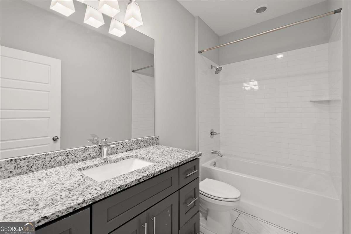 2017 Ocean Drive Atlanta GA 30318