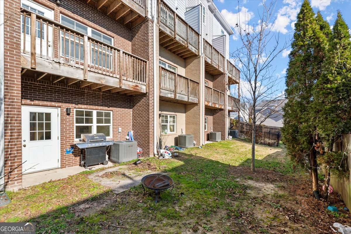 2017 Ocean Drive Atlanta GA 30318