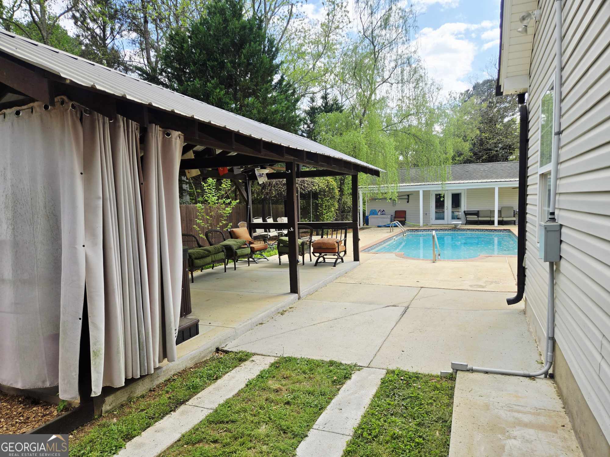 130 Shannons Place Comer GA 30629