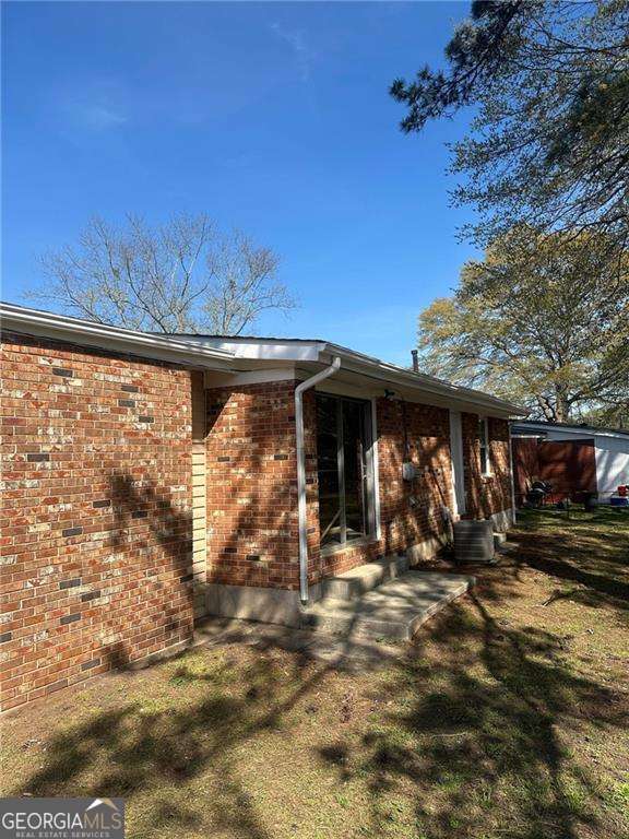 407 Hilltop Drive Forest Park GA 30297