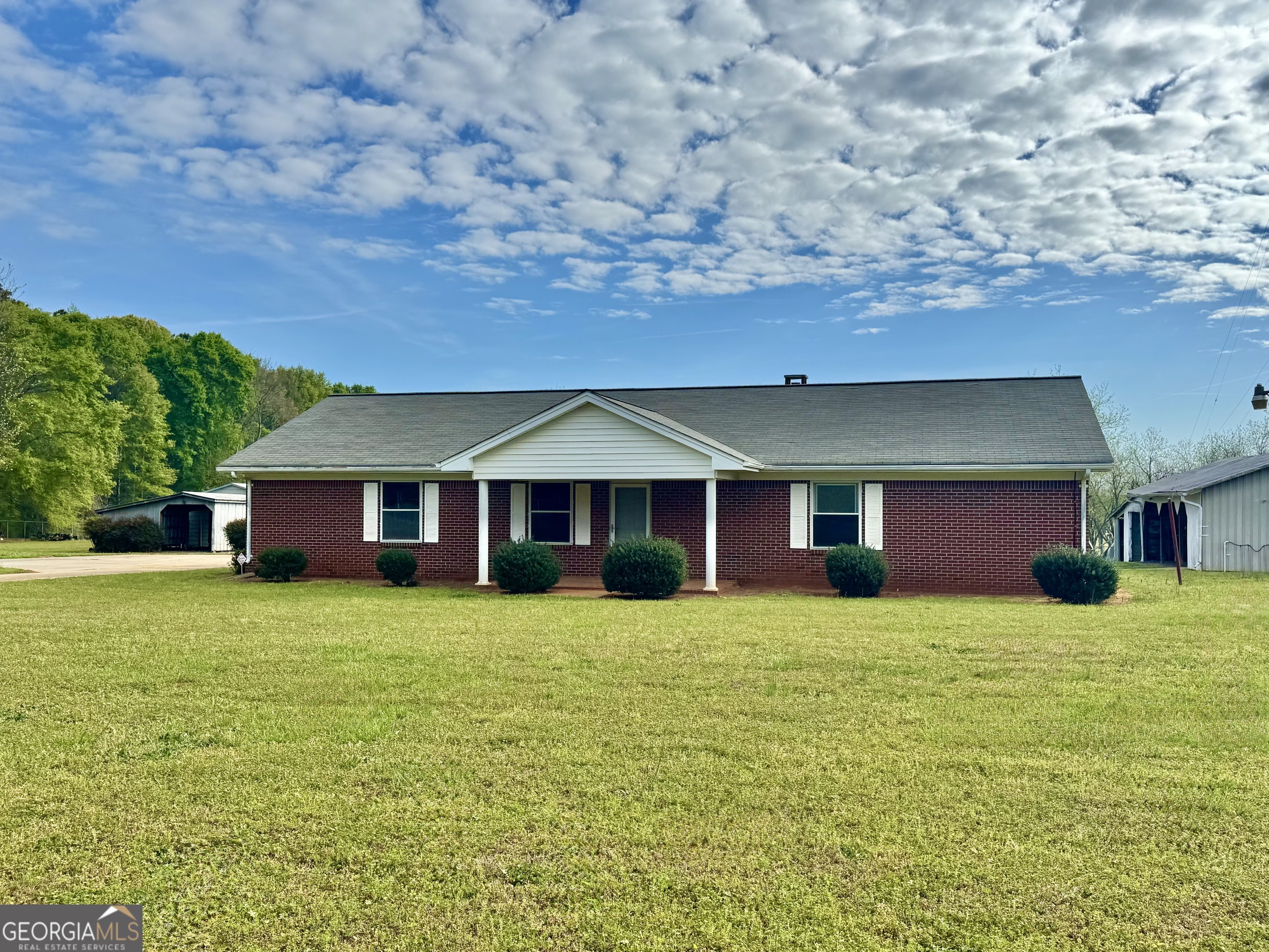 1760 Fears Road Rutledge GA 30663