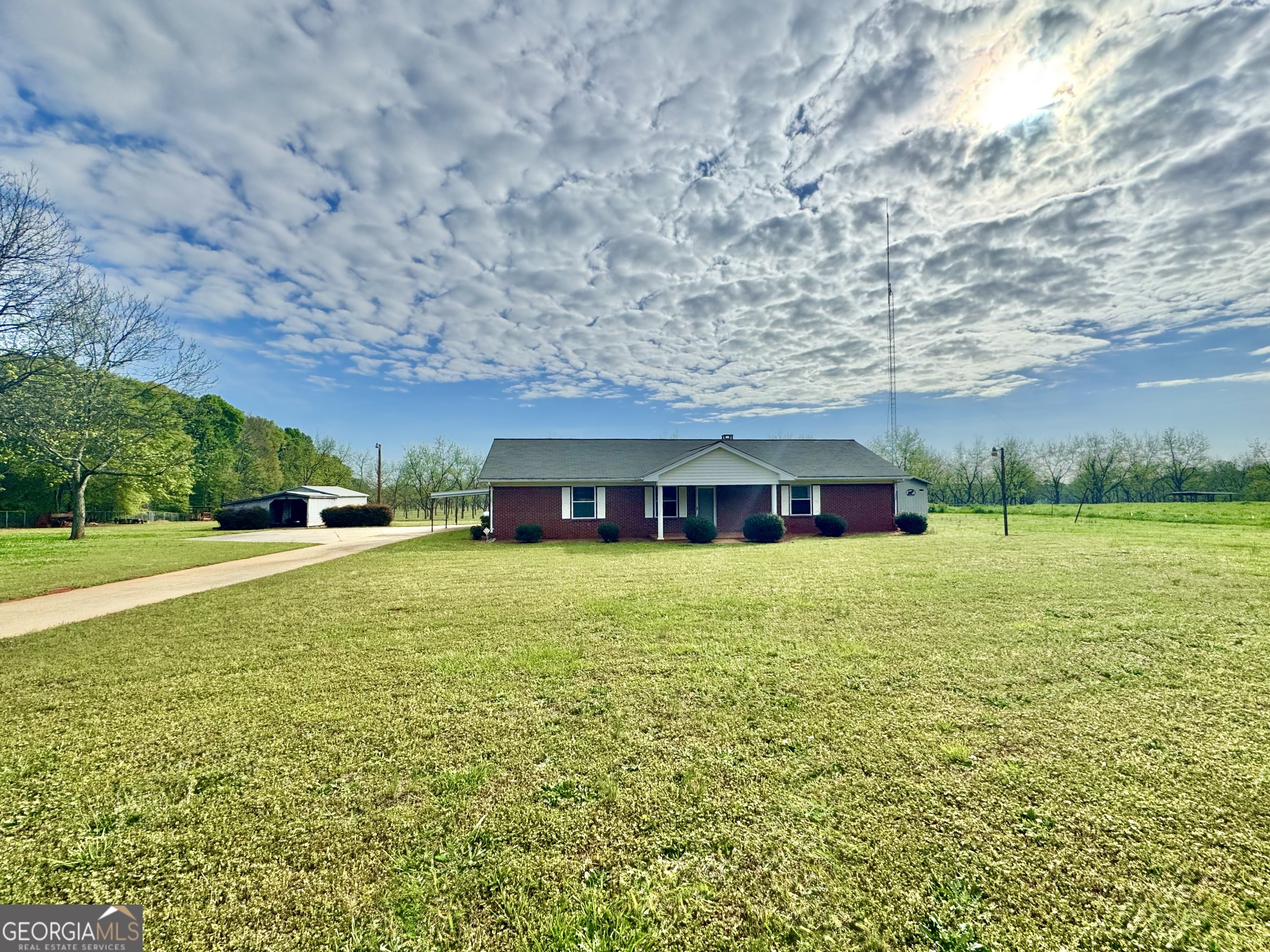 1760 Fears Road Rutledge GA 30663