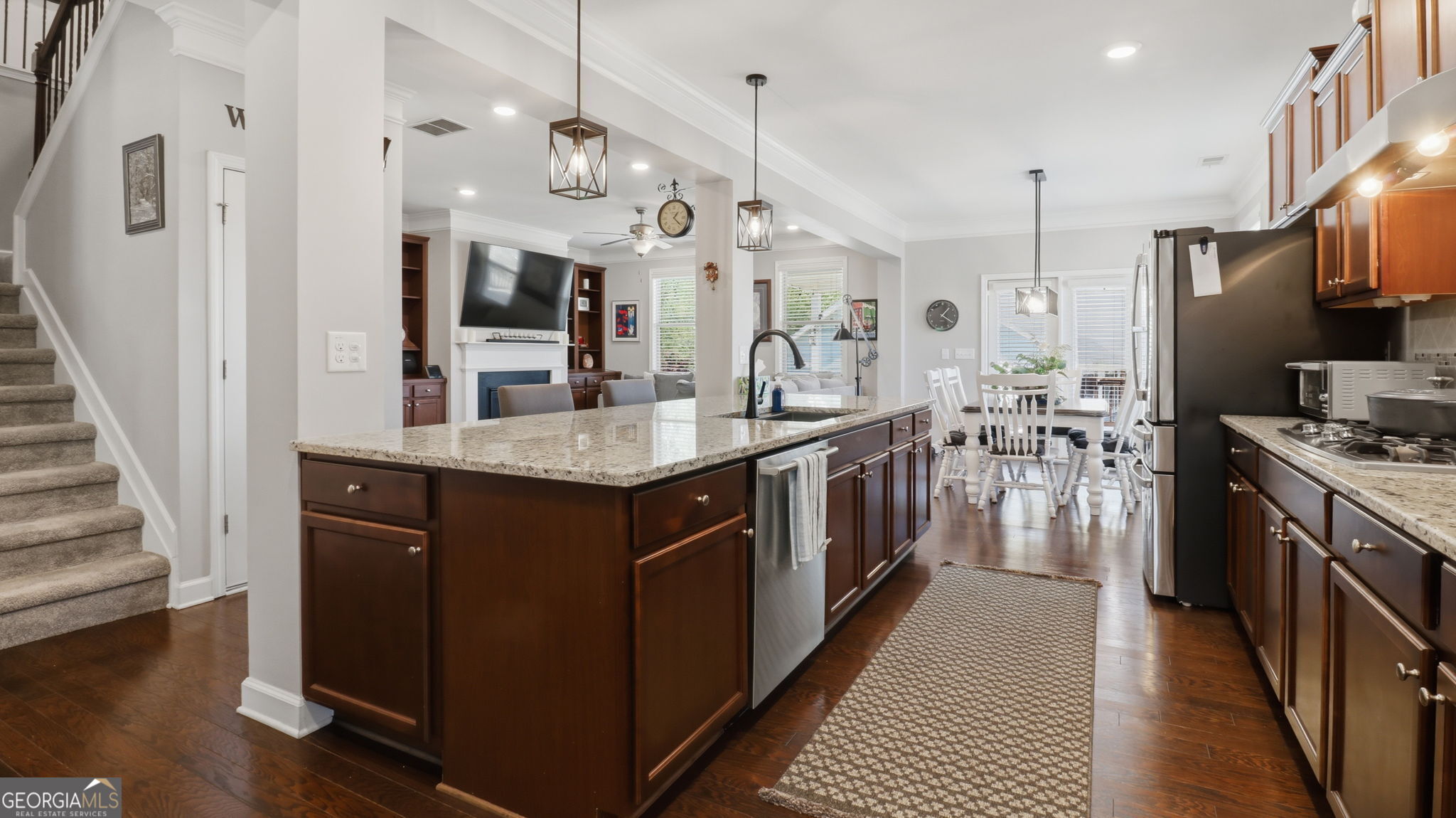 297 Edinburgh Lane Woodstock GA 30188