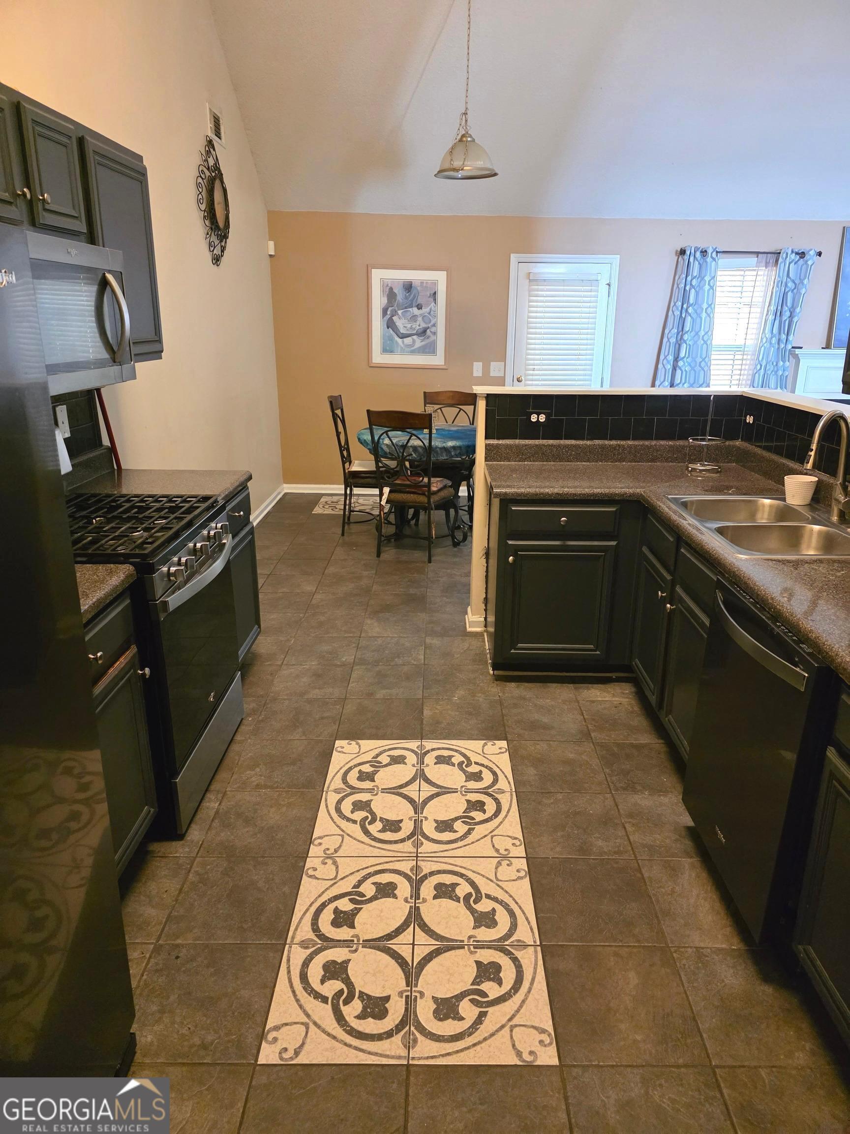 4699 Derby Loop Fairburn GA 30213
