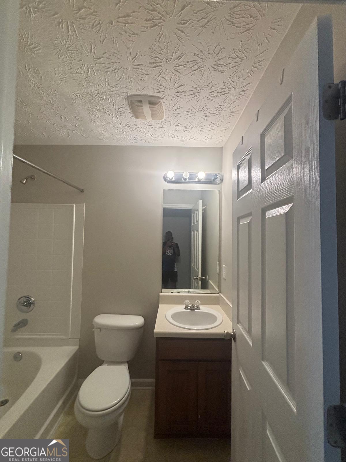 6242 Redan Overlook Lithonia GA 30058
