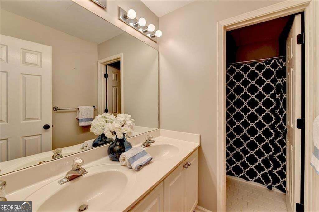 5715 N Hillbrooke Trace Johns Creek GA 30005