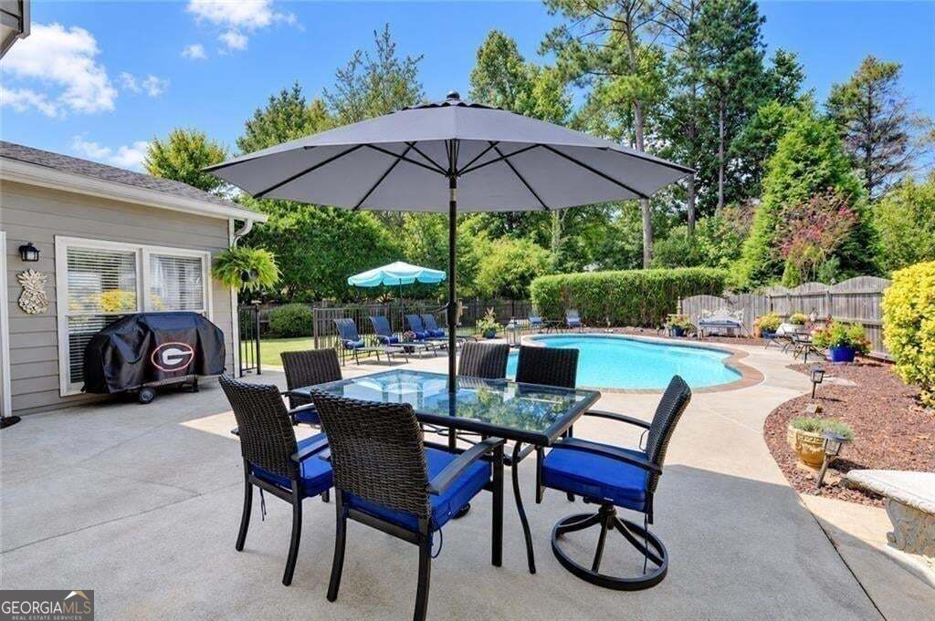 5715 N Hillbrooke Trace Johns Creek GA 30005