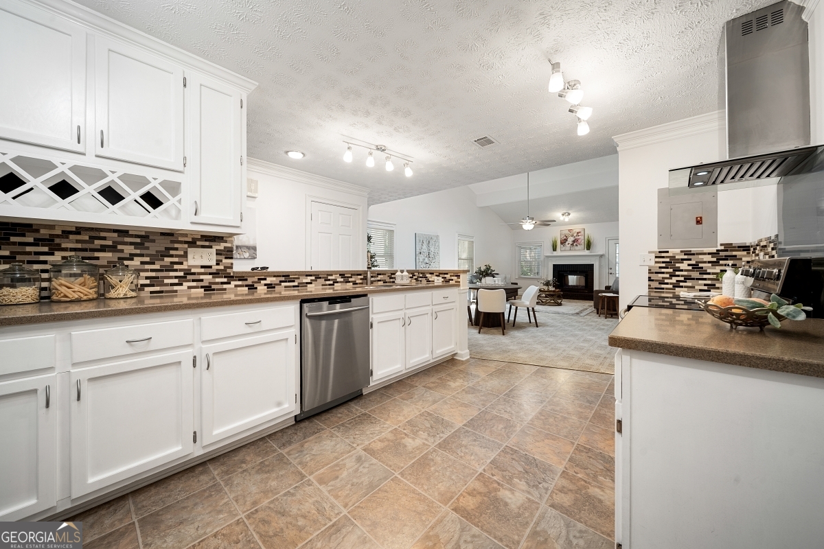 3265 Heatheridge Duluth GA 30096