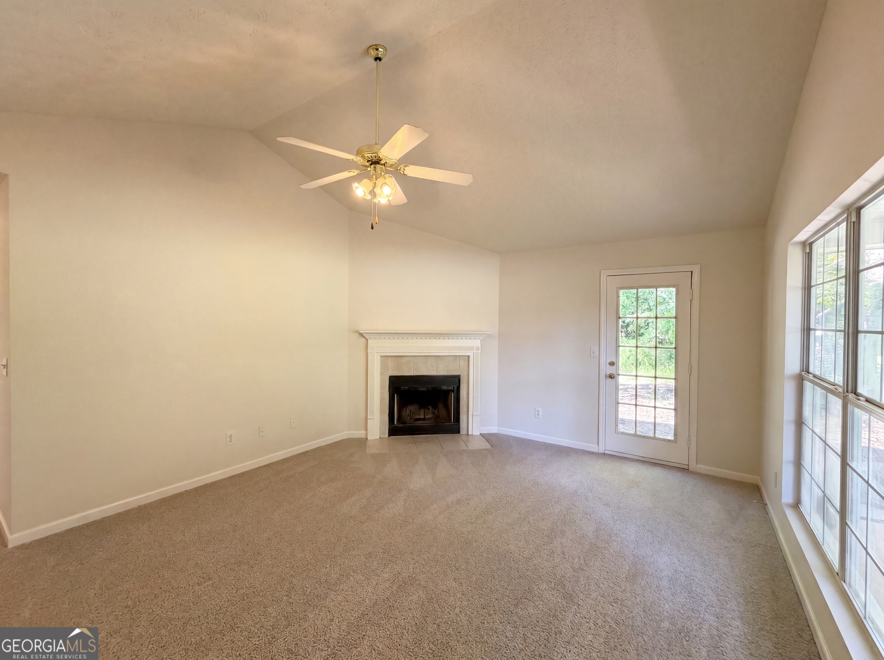 202 Bluff Court Jackson GA 30233