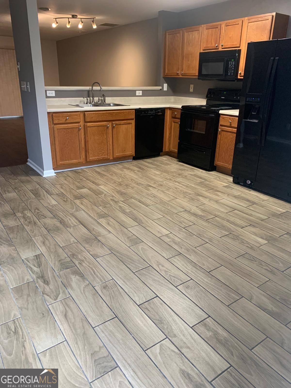 1844 Devon Drive SW Atlanta GA 30311