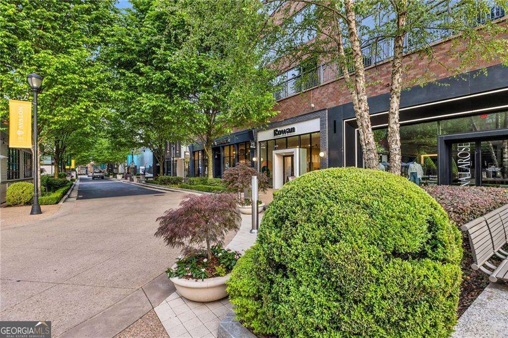 72 Country Place Court Alpharetta GA 30005