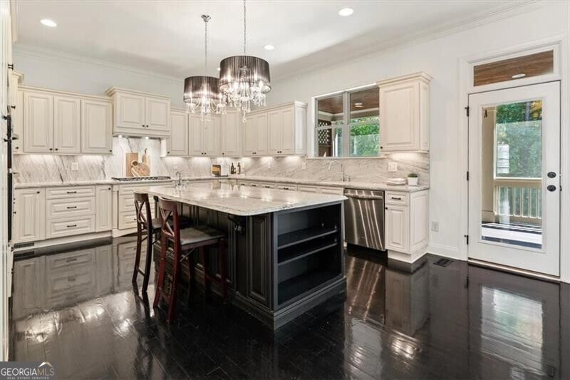 264 Trecastle Square Canton GA 30114