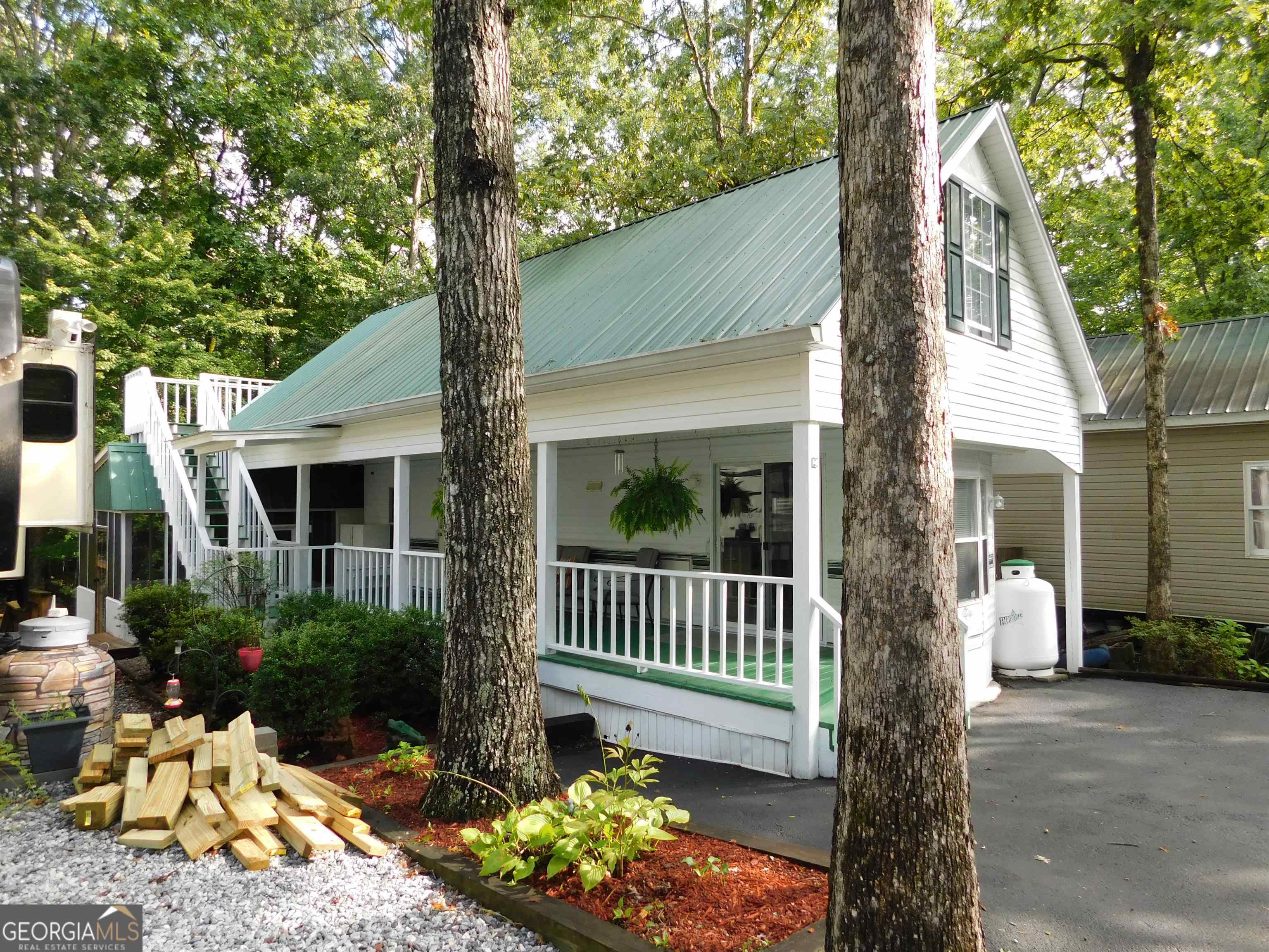 27 Mountain Park Boulevard Cleveland GA 30528
