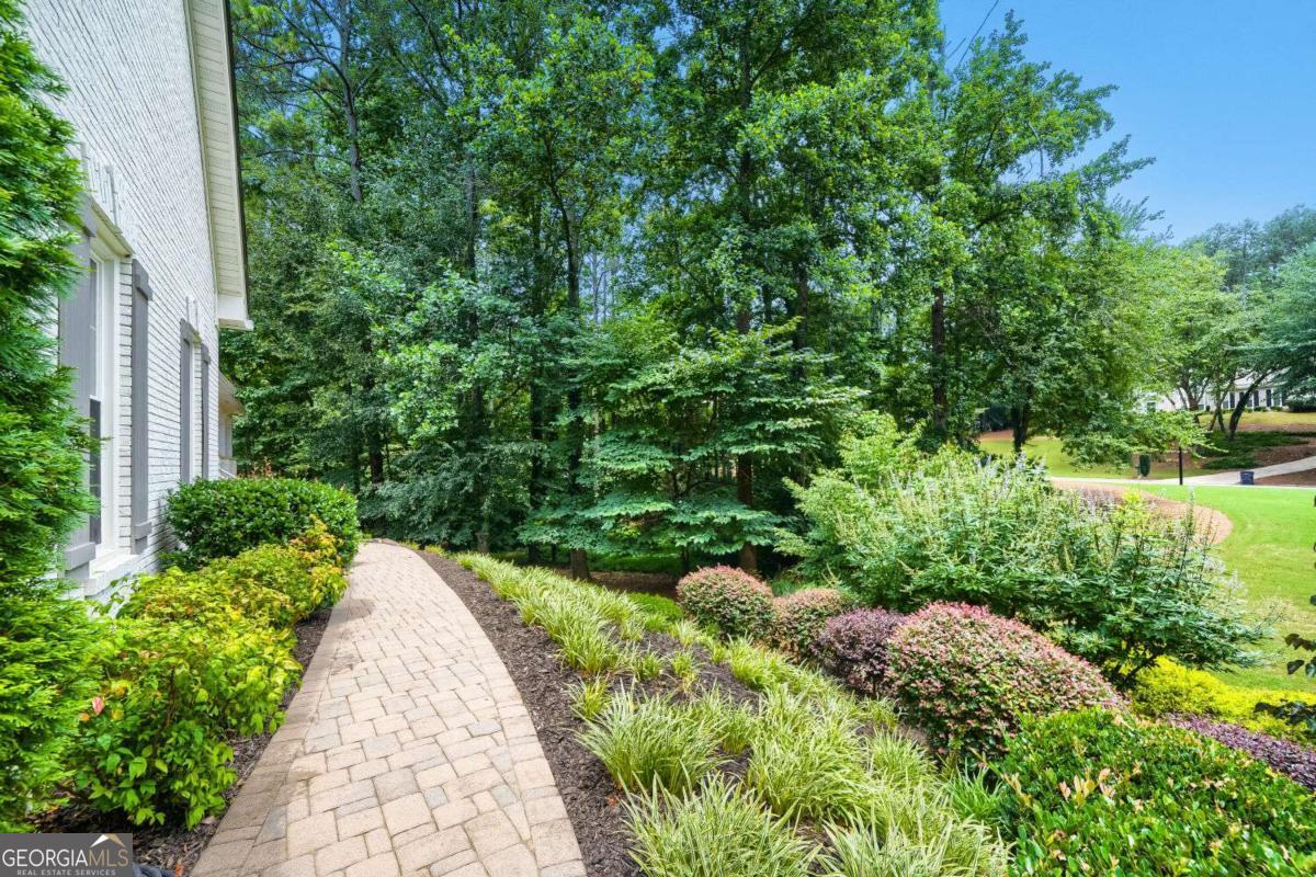 165 Northern Oaks Court Alpharetta GA 30004