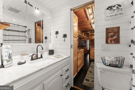 165 Stag Leap Drive Cleveland GA 30528