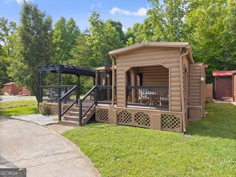 165 Stag Leap Drive Cleveland GA 30528