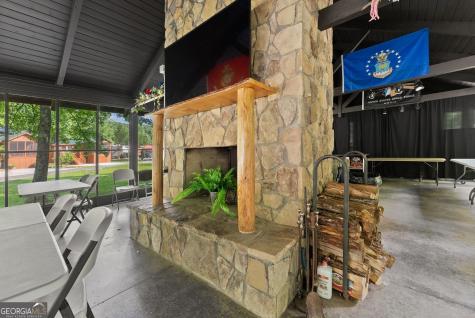 165 Stag Leap Drive Cleveland GA 30528