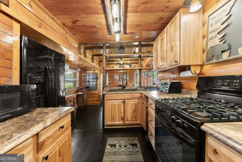 165 Stag Leap Drive Cleveland GA 30528