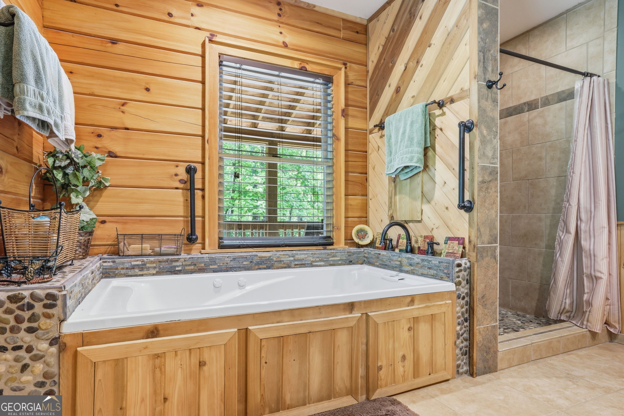 9368 Highway 52 W Dahlonega GA 30533