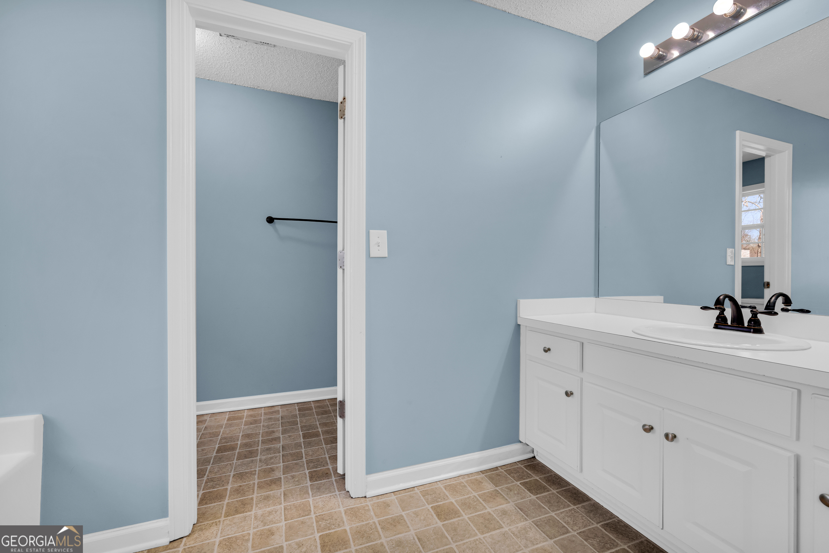 910 Ivy Hills Circle Mount Airy GA 30563