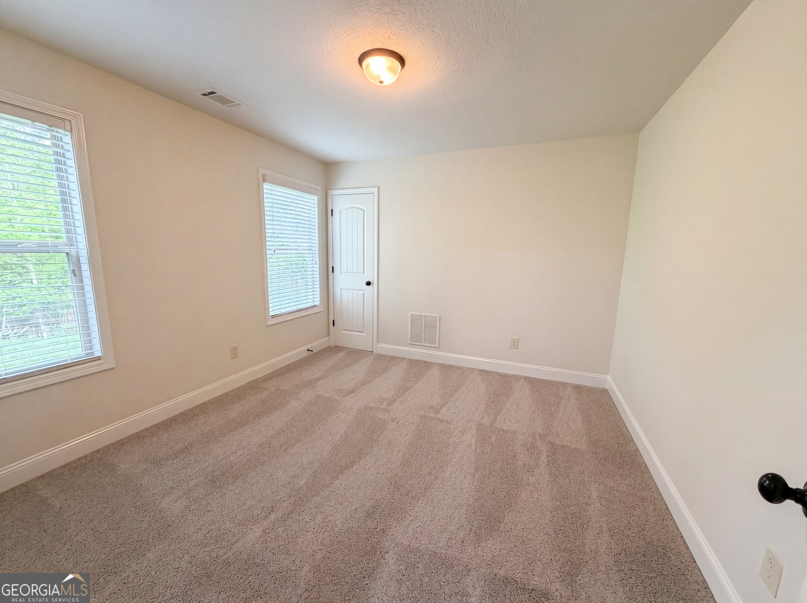1948 Paynes Point Winder GA 30680