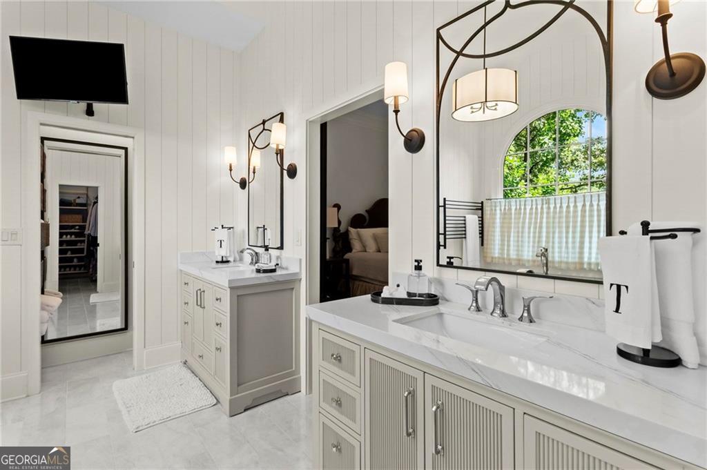 1190 Austin Glen Drive Dunwoody GA 30338