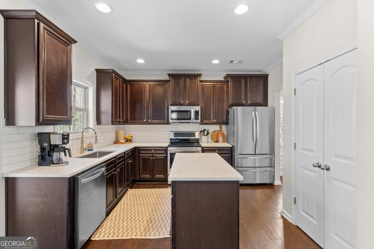 35 Grove Park Drive Dallas GA 30132