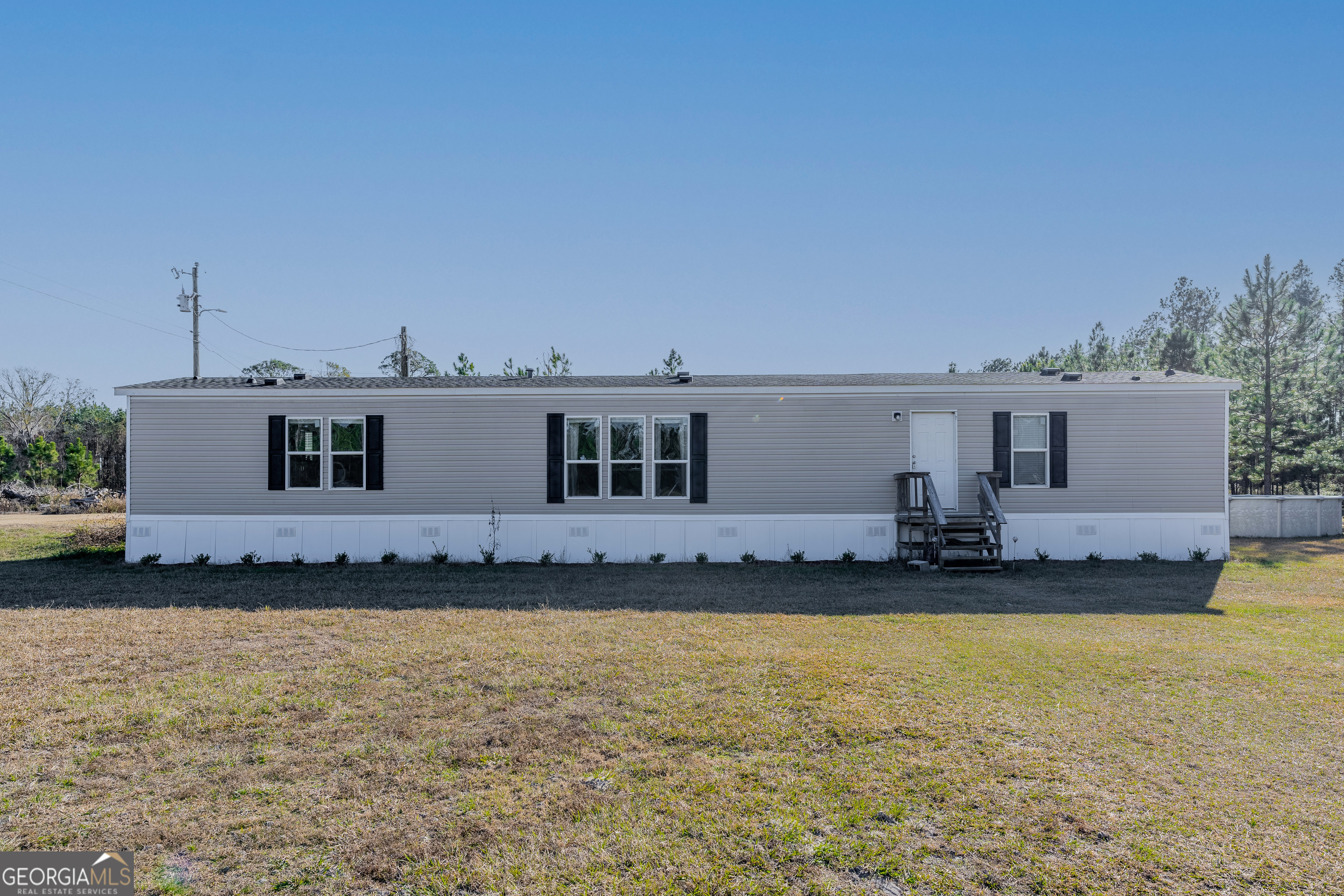 877 Leland Smith Road Homerville GA 31634