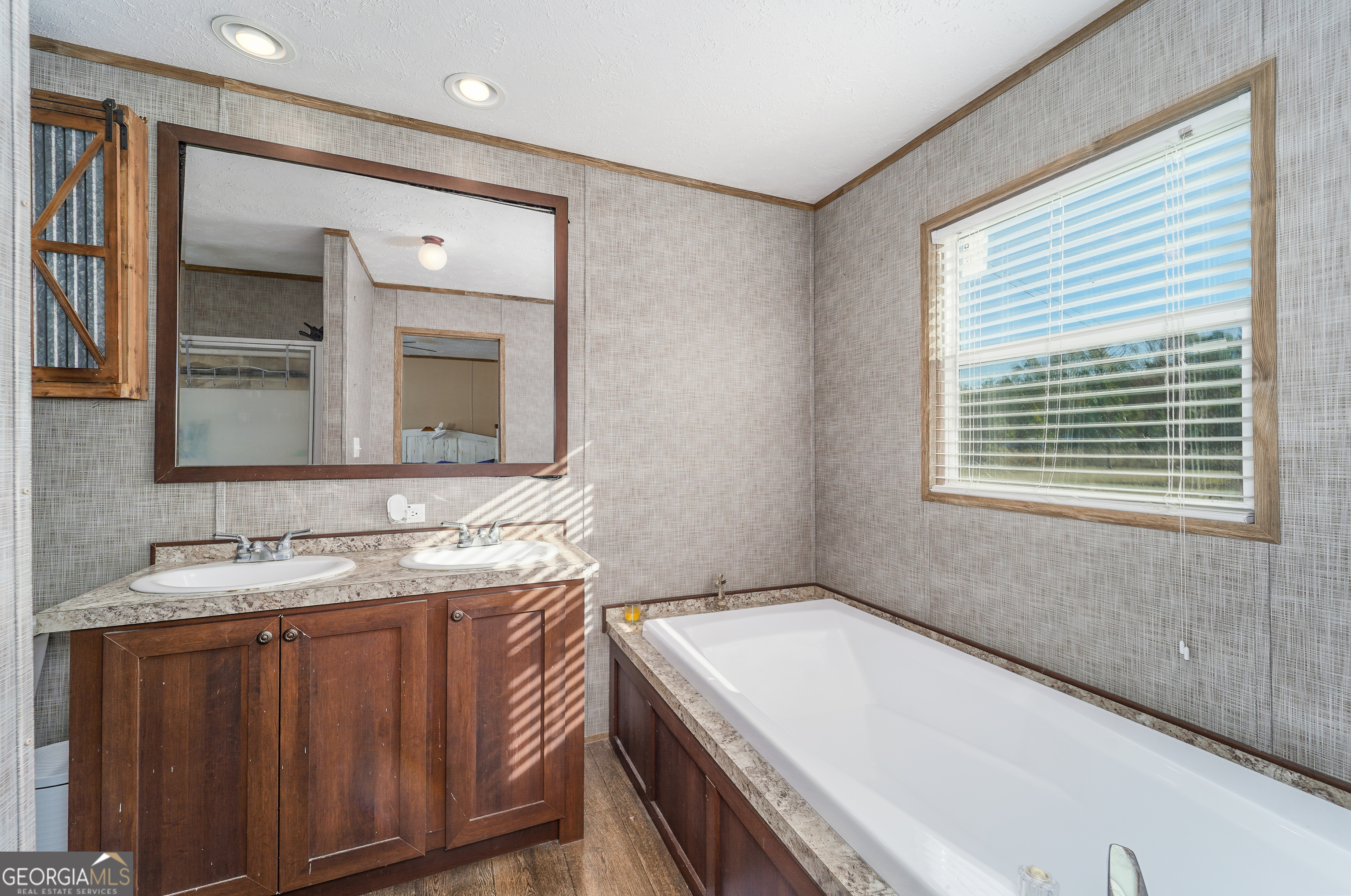 877 Leland Smith Road Homerville GA 31634
